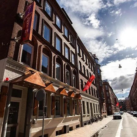 Milling Mini 19 ホテル